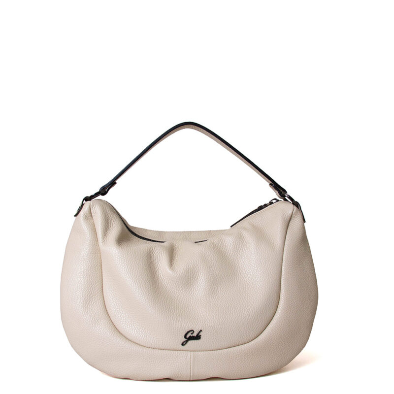 Maranui Spacious Leather Bag